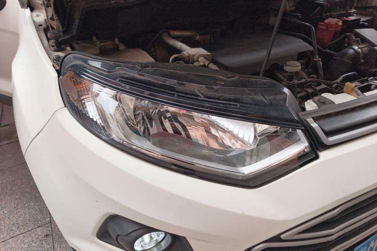 Used Ford EcoSport 2013 1.5L Automatic Fashion Model