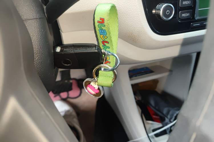 Used Volkswagen up! 2015 1.0L move up!