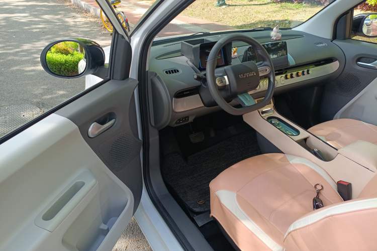 Used CHANGAN NEVO Lumin 2023 205km Xiangqin Version