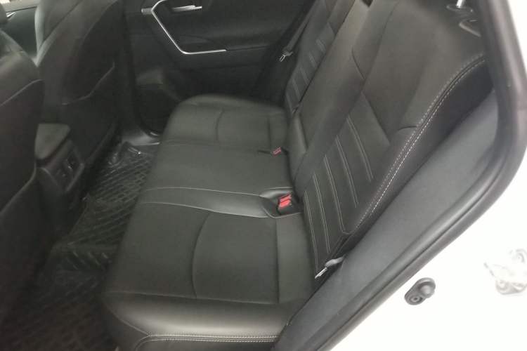 Used Toyota Wildlander 2023 2.0L CVT Two-Wheel Drive Luxury PLUS Edition Left Rear Seat