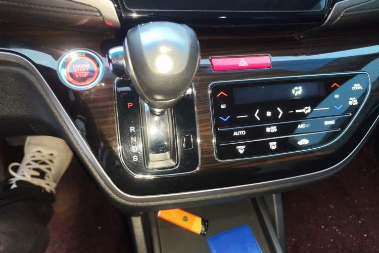 Used Honda Odyssey 2018 2.4L Luxury Edition
