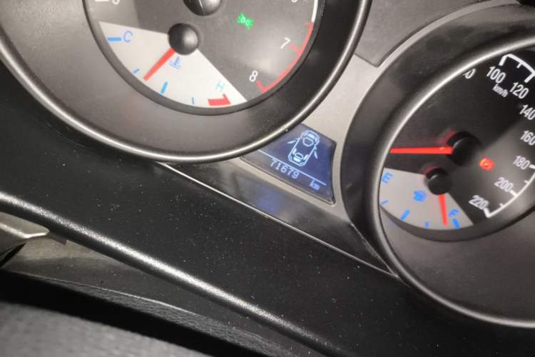 Used Geely Auto GX7 2015 Classic Edition 1.8L Manual - Exclusive for Online Retailers - China V Standard
