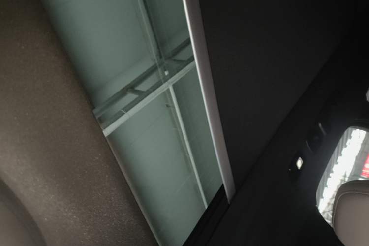 Used Volvo XC60 2023 B5 4x4 Smart Luxury Edition Headliner