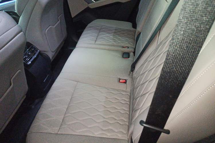 Used BYD Tang New Energy 2025 Intelligent Driving Version DM-i 115KM Flagship Edition Left Rear Seat