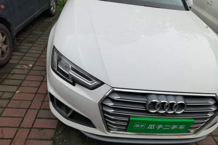 Used Audi A4L 2019 40 TFSI Fashion Edition China VI Emission Standard Right Front Headlight