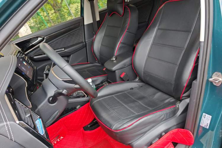 Used Jetta VS7 2023 280TSI Automatic High-Gloss Glory Edition
