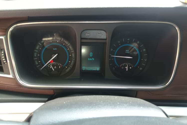 Used Buick GL8 2014 2.4L LT Luxury Business Executive Edition
