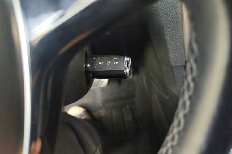 Used Volkswagen Golf 2014 1.4TSI Automatic Comfort Model Vehicle Key