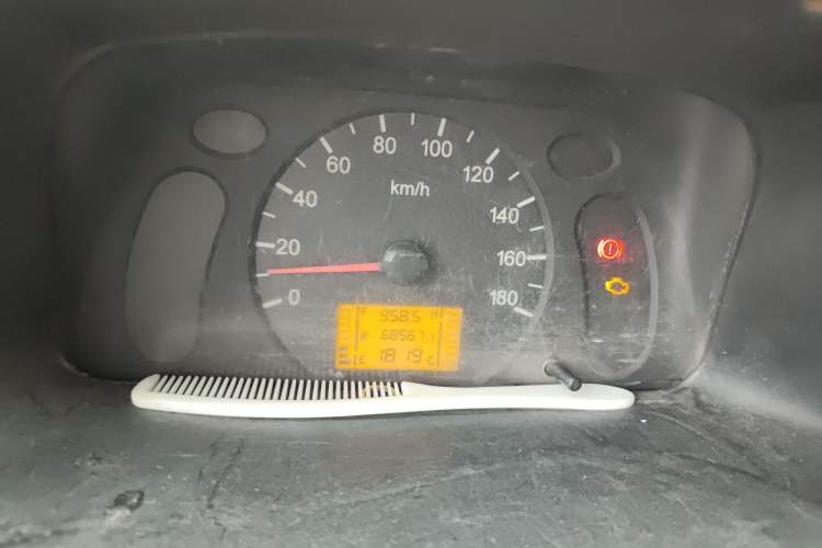 Used Wuling Zhiguang 2010 1.0L New Version Practical Short-Body L2Y