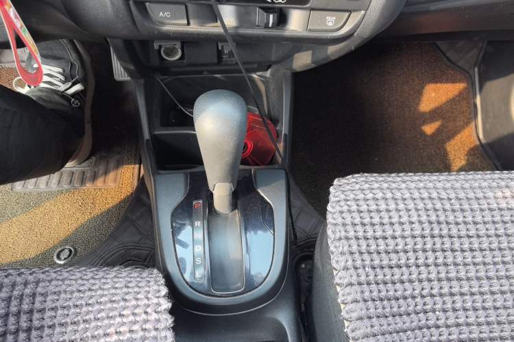 Used Honda Fit 2014 1.5L LX CVT Comfort Model
