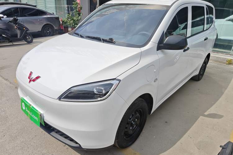 Used Wuling Hongguang New Energy 2024 All-Electric Model 300KM Standard Version