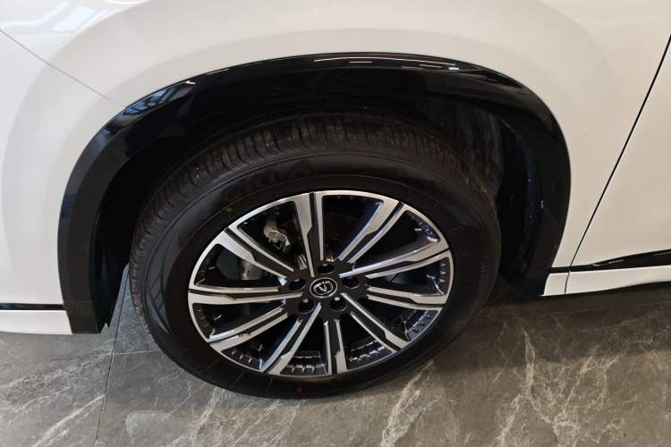 Used CHANGAN CS75 PLUS 2023 3rd Generation 1.5T Automatic Prestige Model