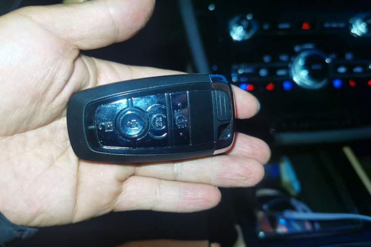 Used Lincoln Corsair 2021 2.0T Four-Wheel Drive Luxury Edition Vehicle Key