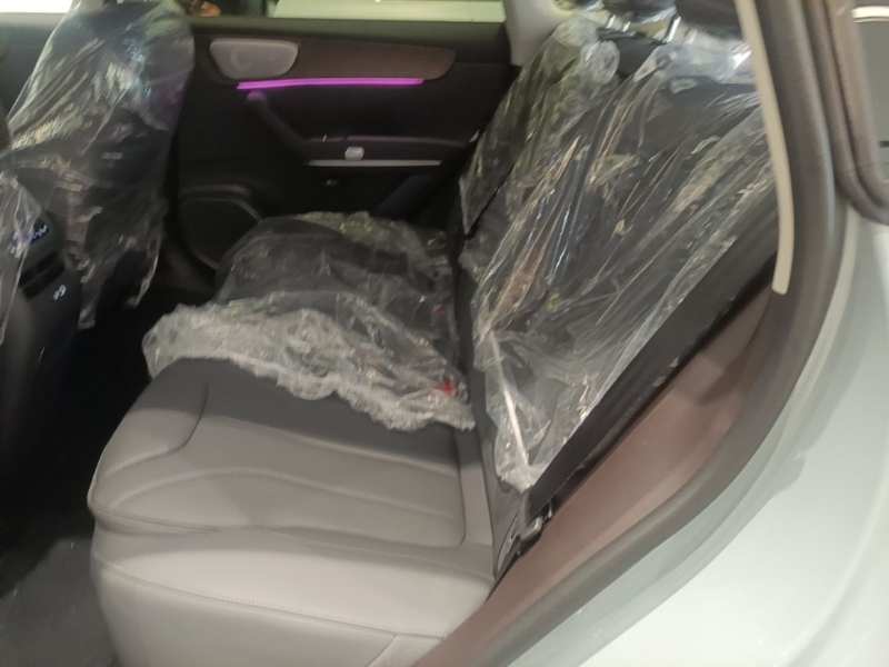 Used Leapmotor C11 2026 Range-Extended 300 LiDAR Prestige Edition — 18