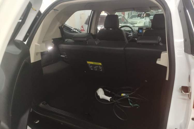 Used BYD Yuan New Energy 2019 EV535 Smart Connect Trendsetting Model Trunk