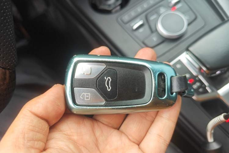 Used Audi A5 2017 Coupe 40 TFSI Fashion Model Vehicle Key