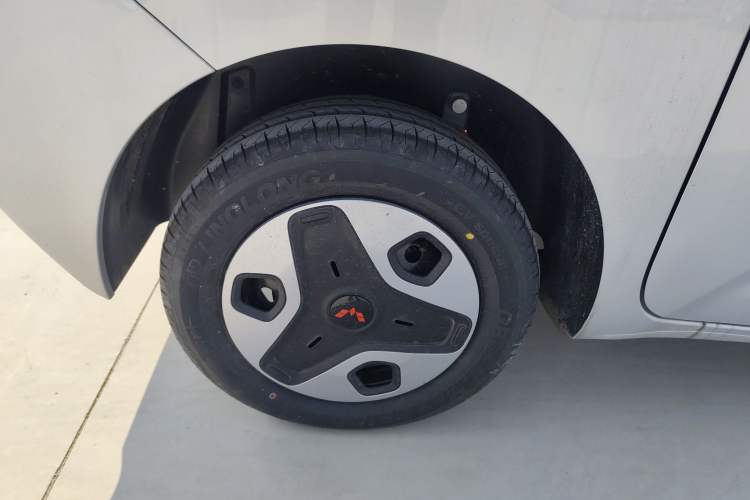 Used Wuling Zhiguang New Energy 2025 Model 305km Ambitious Edition