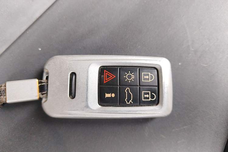 Used Volvo S60 2015 S60L T5 Intelligent Drive Edition Vehicle Key