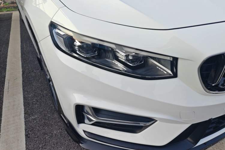 Used Geely Auto Preface 2023 1.5TD Kunlun Edition Exterior 3