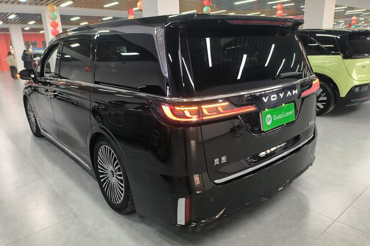 Used VOYAH Dream 2025 PHEV Four-Wheel-Drive Flagship Kunpeng Edition
