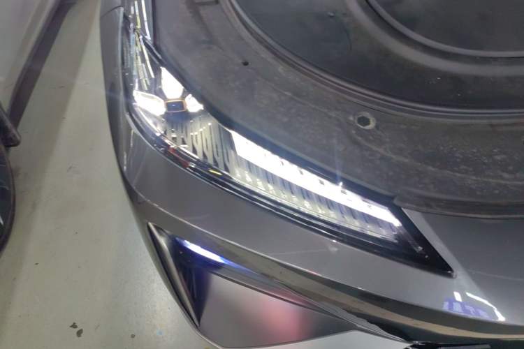 Used Deepal S07 2024 121Max Glory Edition Right Front Headlight