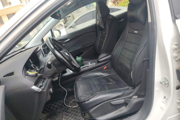 Used Buick Velite 6 2023 430km Range Commuter Version Left Front Seat