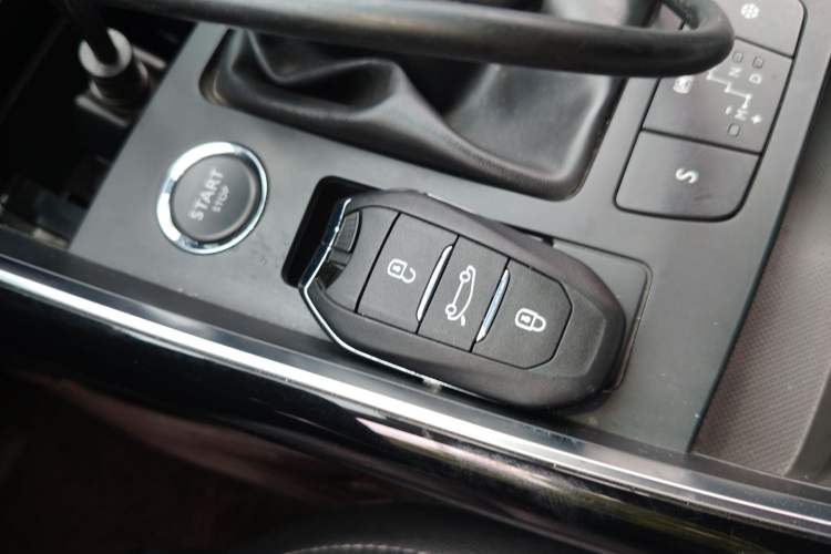 Used Citroen C5 2017 350THP Automatic Luxury Model Vehicle Key