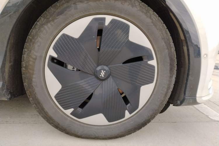 Used IM LS7 2023 100kWh Lux Rear-Drive Version