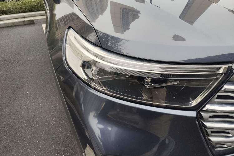 Used Ford Explorer 2020 EcoBoost 285 4x4 Titanium Edition 6 Seats