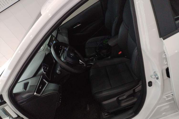 Used Toyota Levin 2024 Smart Electric Hybrid Dual-Engine 1.8L Luxury Edition
