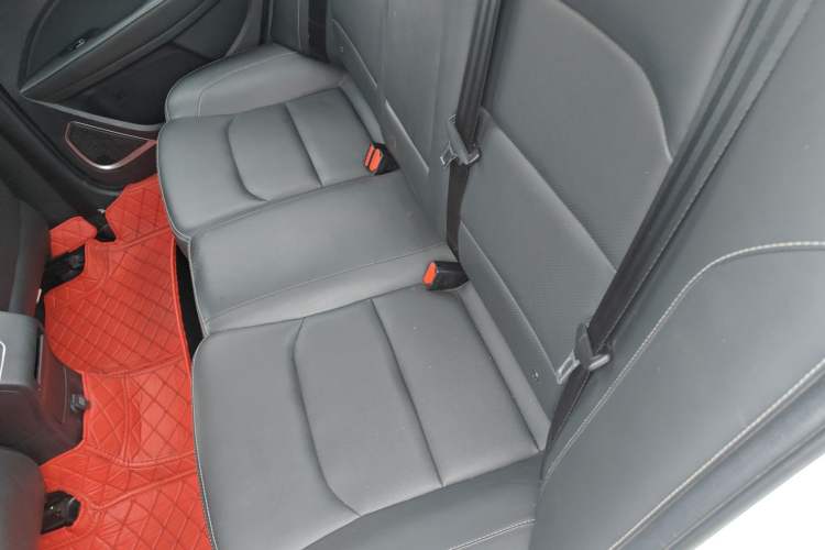 Used Geely Auto Emgrand 2018 1.5L Manual Upward Connect Edition
