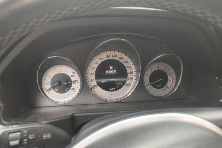 Used Mercedes-Benz GLK-Class 2013 GLK 300 4MATIC Fashion Model Instrument Cluster