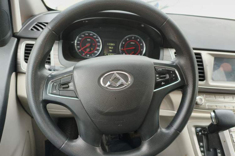 Used SAIC MAXUS G10 2018 PLUS 2.0T Automatic Smart Edition