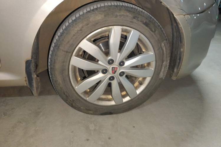 Used Roewe 350 2015 1.5L Manual Luxury Sunroof Edition