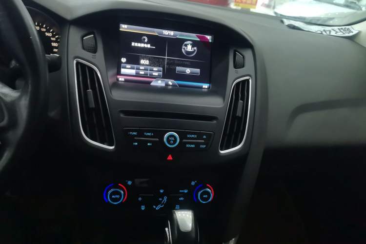 Used Ford Focus 2015 Sedan EcoBoost 180 Automatic Elite Model