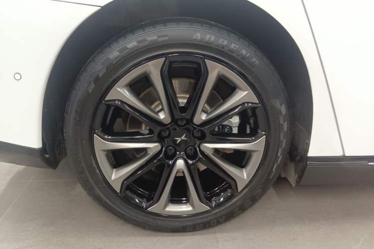 Used XPeng P7 2022 670N+