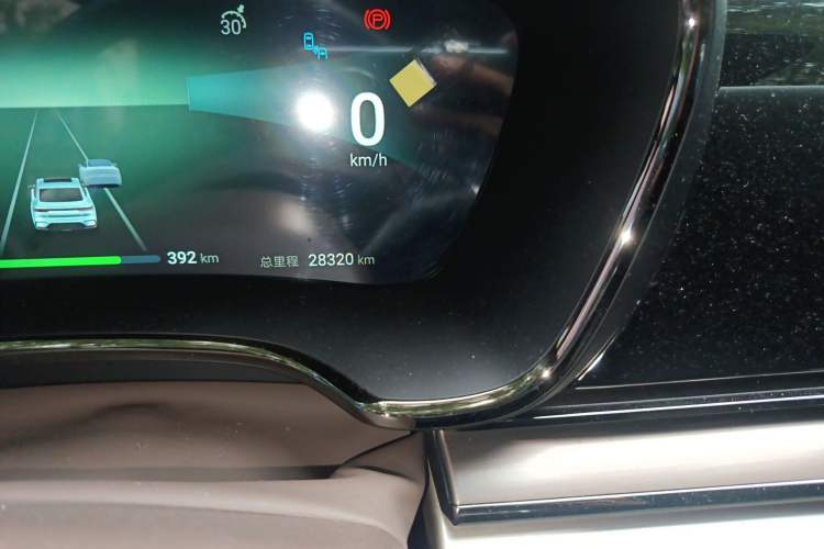 Used BYD Han 2024 EV Glory Edition 506KM Front-Wheel-Drive Premium Model Odometer Close Up