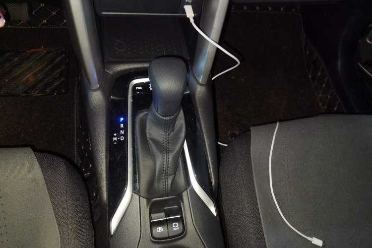 Used Toyota FRONTLANDER 2024 2.0L CVT Elite Plus Edition