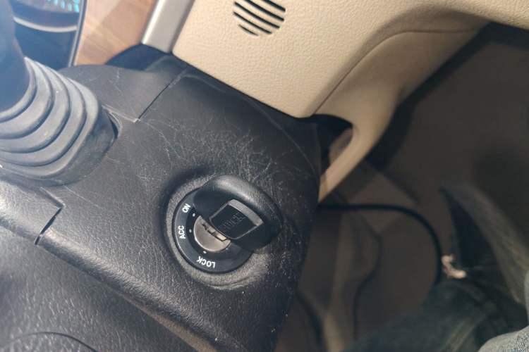 Used Buick Excelle 2015 1.5L Manual Classic Trim
