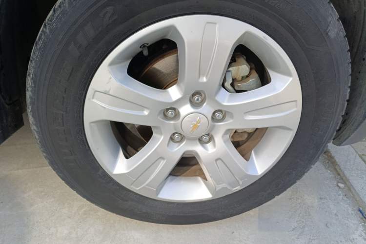 Used Chevrolet Captiva 2015 2.4L Two-Wheel Drive Urban Version 7 Seats