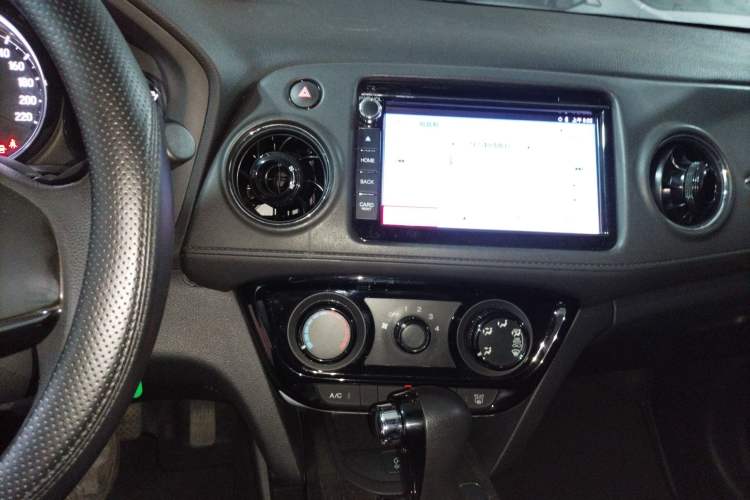 Used Honda XR-V 2015 1.8L EXi CVT Comfort Version
