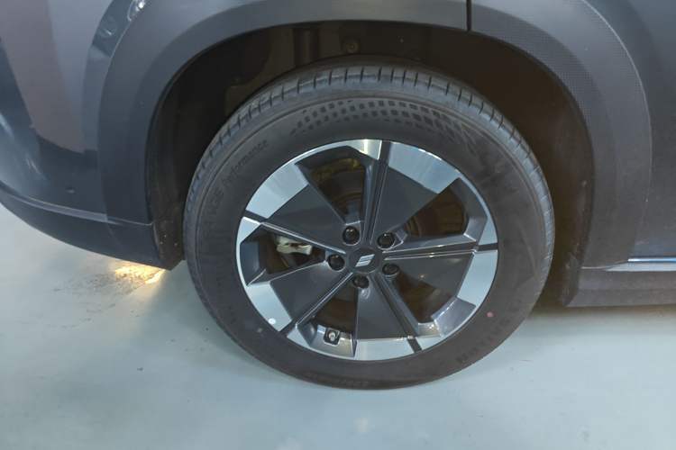 Used Livan 7 2023 450km Chiyue
