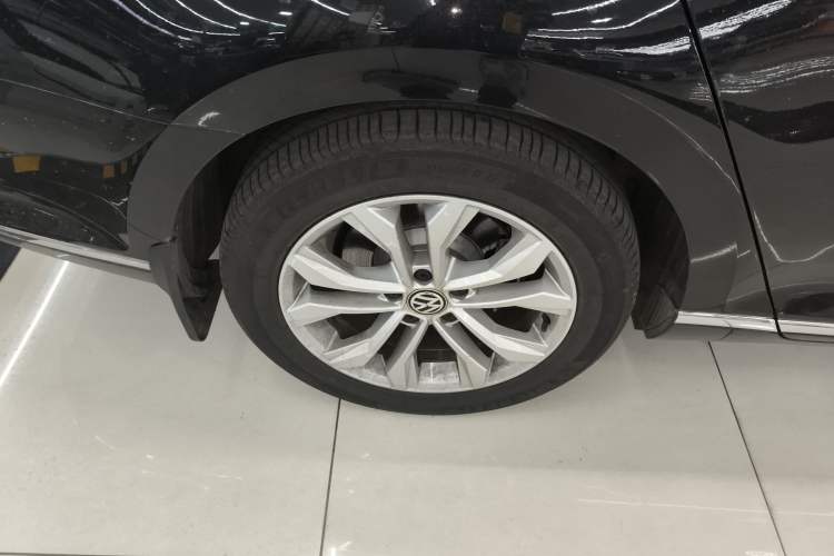 Used Volkswagen Magotan 2017 330TSI DSG Luxury Model