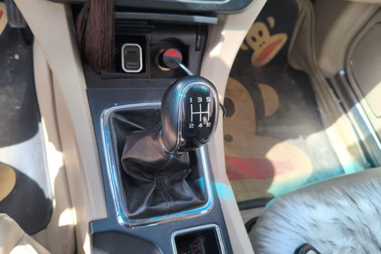 Used Geely Auto Emgrand 2016 Sedan 1.5L Manual Luxury Model
