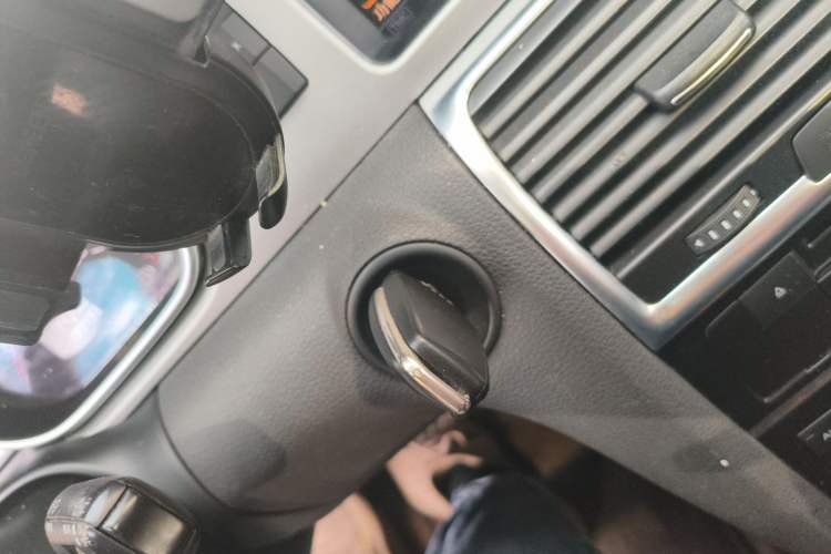 Used Audi Q7  Vehicle Key