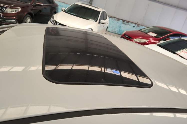 Used Hyundai Elantra (6th Generation / Lingdong) 2016 1.6L Automatic ZhiXuan – Elite Version
