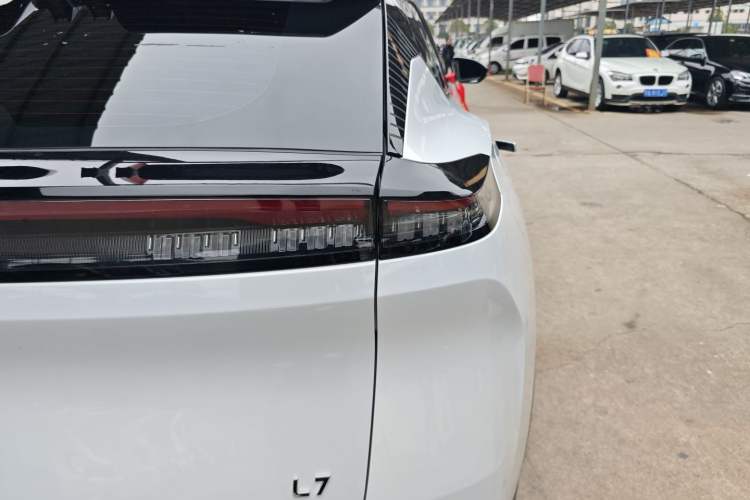 Used Dongfeng Aeolus L7 New Energy 2025 518 Comfort Edition