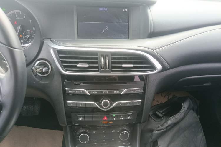 Used Infiniti QX30 2017 1.6T Two-Wheel Drive Fashion Edition