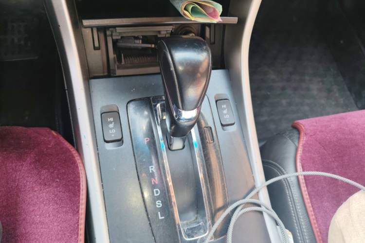 Used Honda Accord 2014 2.0L EX Luxury Edition Gear Lever