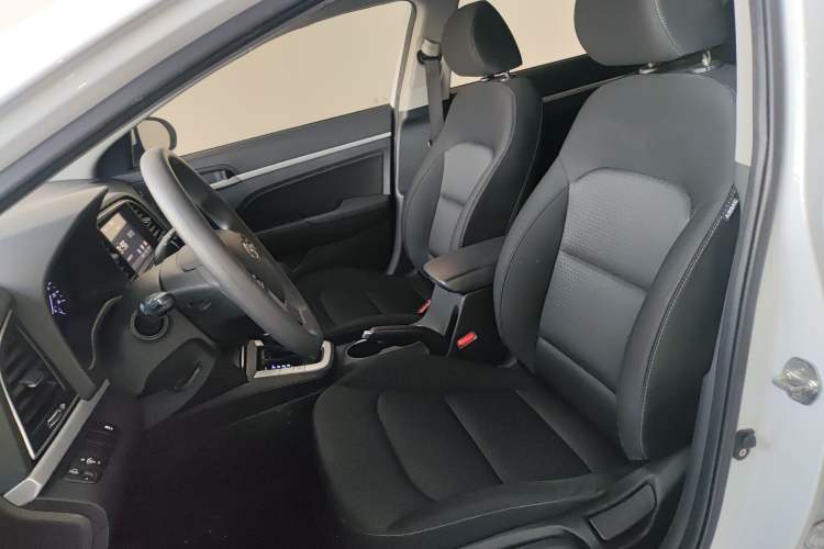 Used Hyundai Elantra (6th Generation / Lingdong) 2016 1.6L Automatic ZhiXuan – Elite Version